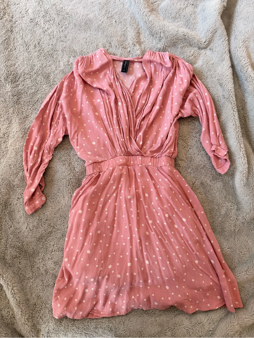 Valija gitana Pink Polka Dot Long Sleeve V-Neck Dress